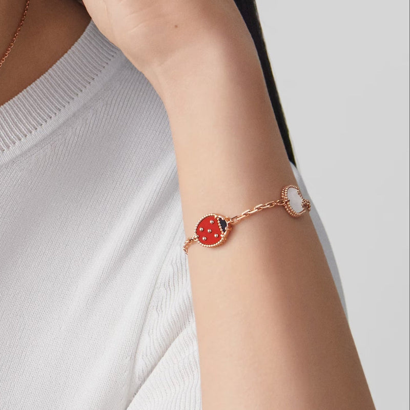 Lucky Spring Bracelet Rose Gold White Mother of Pearl Carnelian Onyx