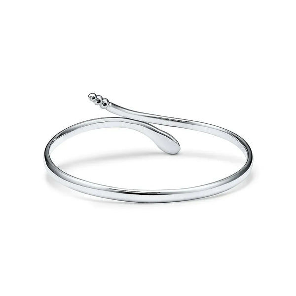 Snake Bangle in White Gold with Diamonds