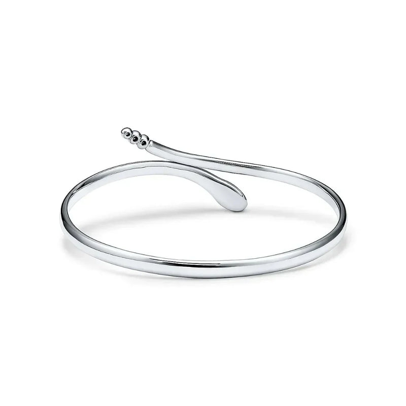 Snake Bangle in White Gold with Diamonds