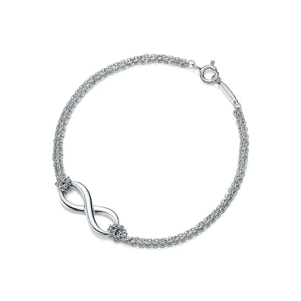 Infinity Bracelet in White Gold