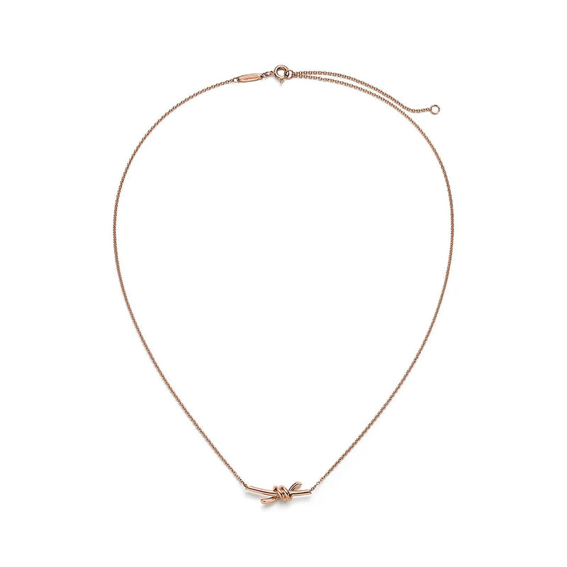 Knot Small Pendant in Rose Gold