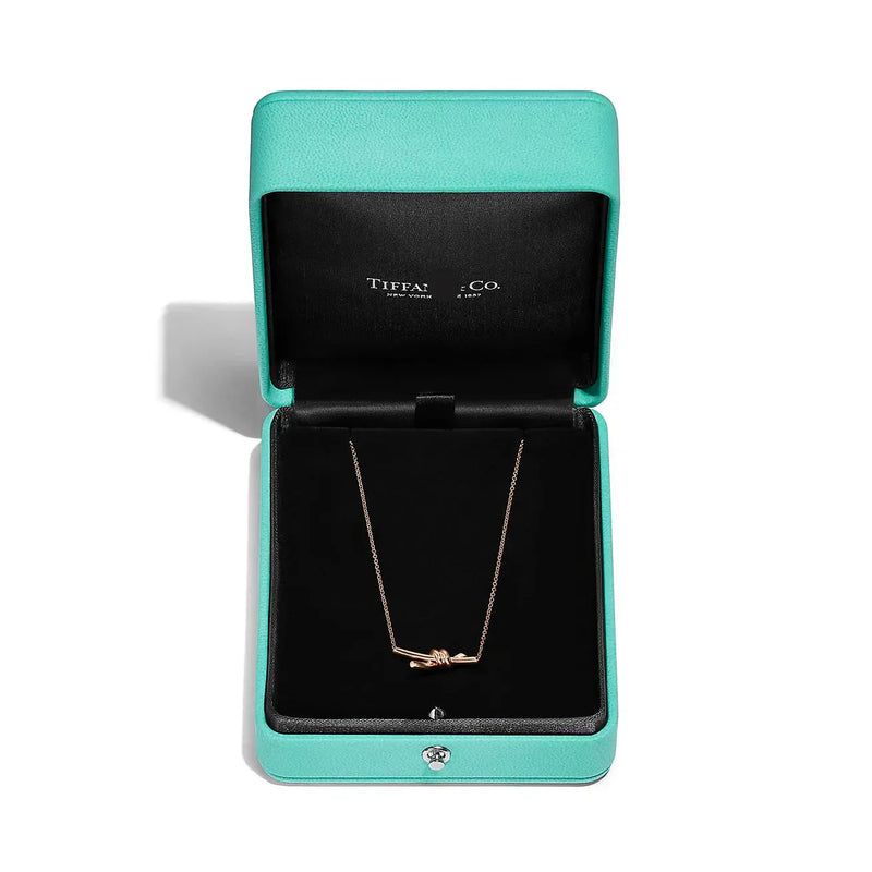 Knot Small Pendant in Rose Gold